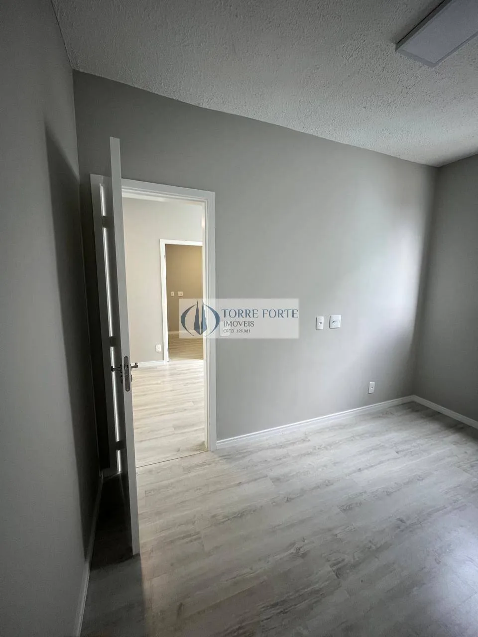 Imagem Apartamento com 2 dormitórios em Ferraz de Vasconcelos 