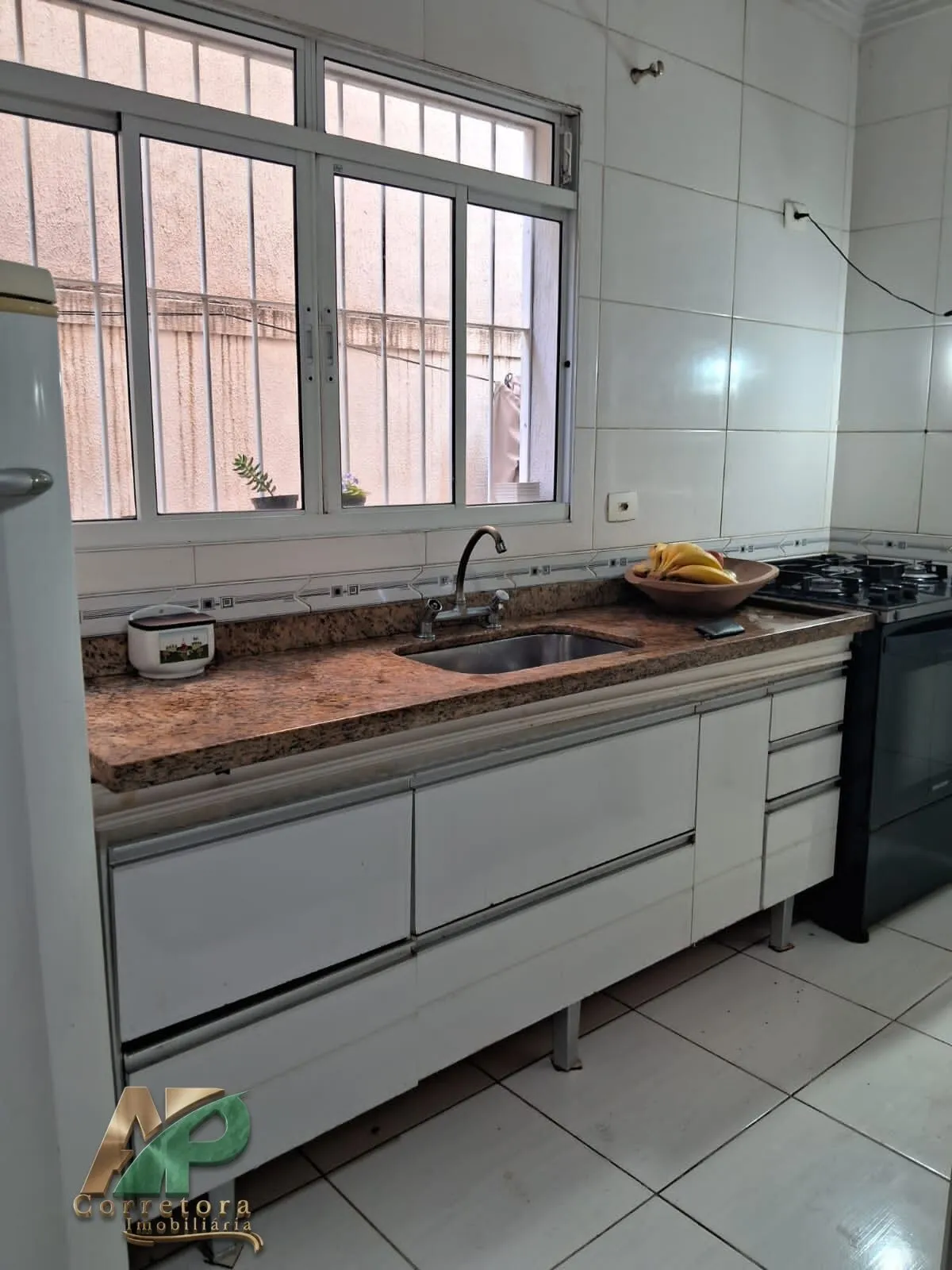 Imagem Sobrado à Venda em Taboão da Serra | 2 Dormitórios (1 Suíte) R$ 800 mil