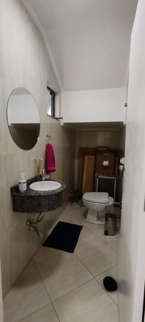 Imagem Sobrado mobiliado à venda em Cascavel, Coqueiral - 110.18m², suíte mais dois quartos, Churrasqueira, Portão eletrônico