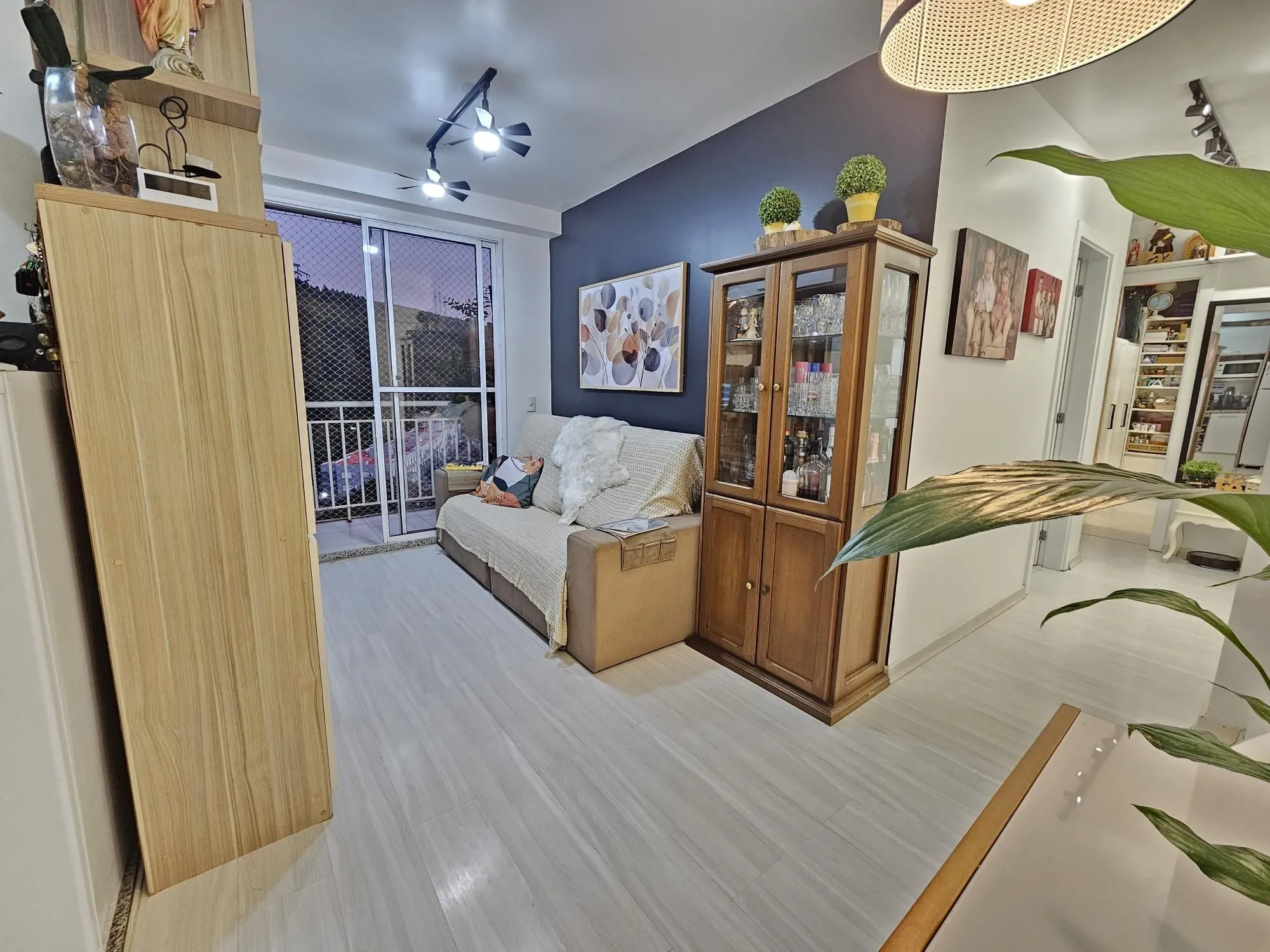 Imagem Lindissimo apartamento 2D, 1 vaga, sacada e churrasqueira, Morro Santana, Porto Alegre/RS