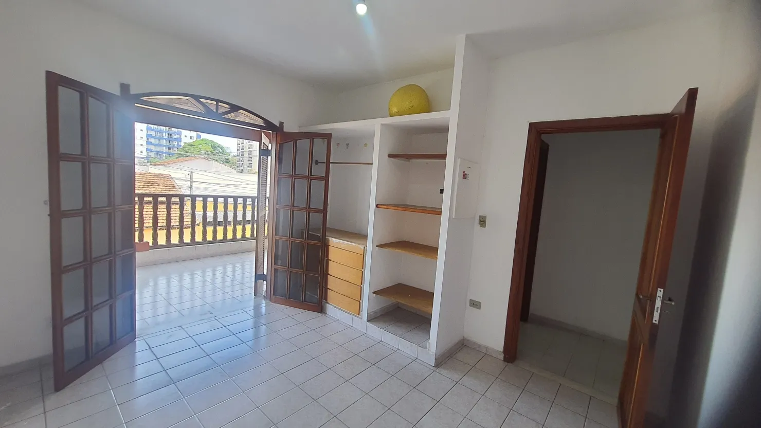 Imagem Sobrado para venda, Loteamento Santana próximo da Vila Militar, Pindamonhangaba, SP