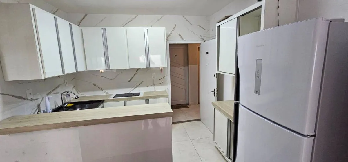 Imagem VENDA DE APARTAMENTO NA TERCEIRA AVENIDA EM BALNEÁRIO CAMBORIÚ