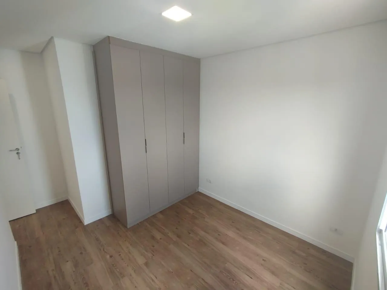 Imagem Imperdível oportunidade: Apartamento de 2 quartos em Sorocabo-SP, bairro Caguassu. 46,70 m² e 1 vaga de garagem. Venda ou locação.