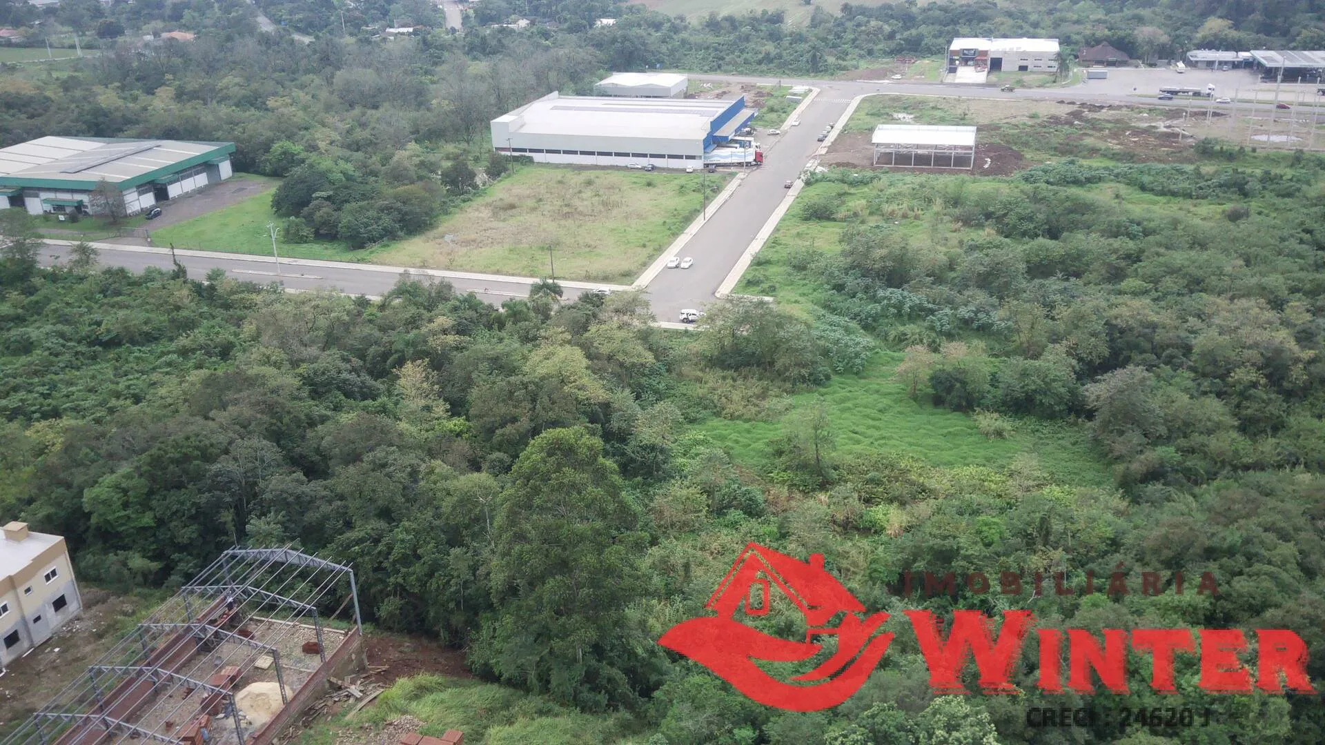 Imagem Área de terras com 20.000m2 no Vale Real