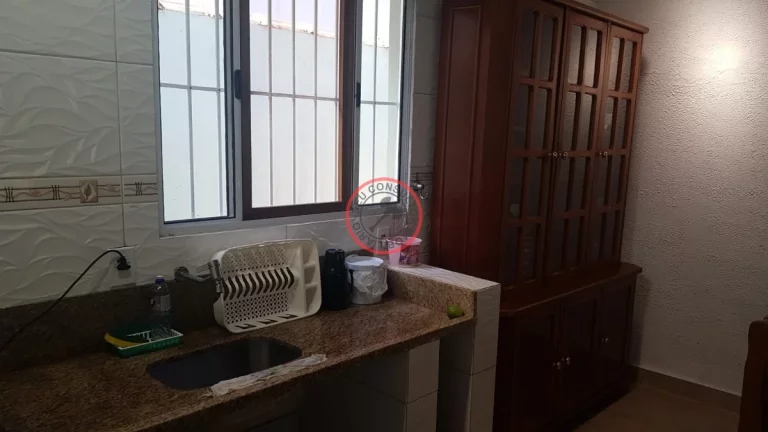 Imagem CASA A 100 METROS DA PRAIA COM 3 SuÍtes , PISCINA, 3 VAGAS , ACEITA PERMUTA , COMO PARTE DE PAGAMENTO NA ZONA OESTE DE SÃO PAULO
