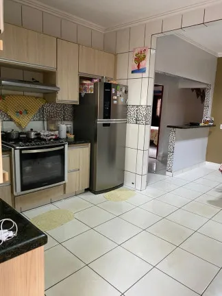 Imagem Casa com 3 Quartos à Venda, 210 m² em Parque Flamboyant - Goiânia