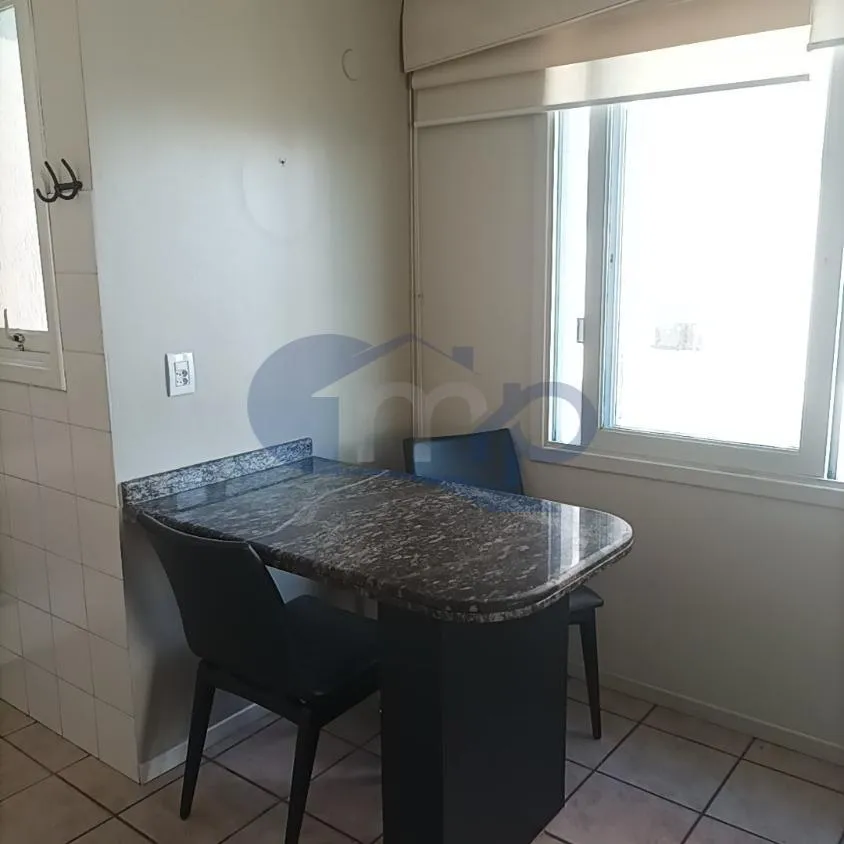 Imagem Apartamento a venda com 2 dormitorios no centro de Torres/RS