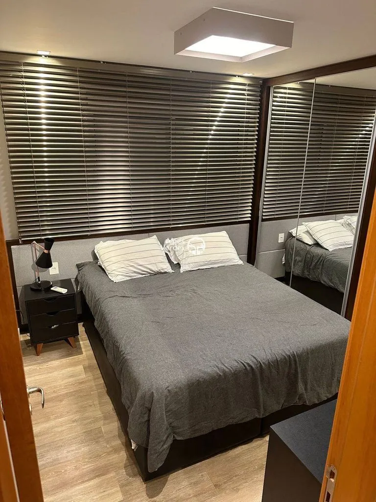Imagem Vende-se Apartamento em Porto Alegre-RS, com 2 quartos, 62.89 m2