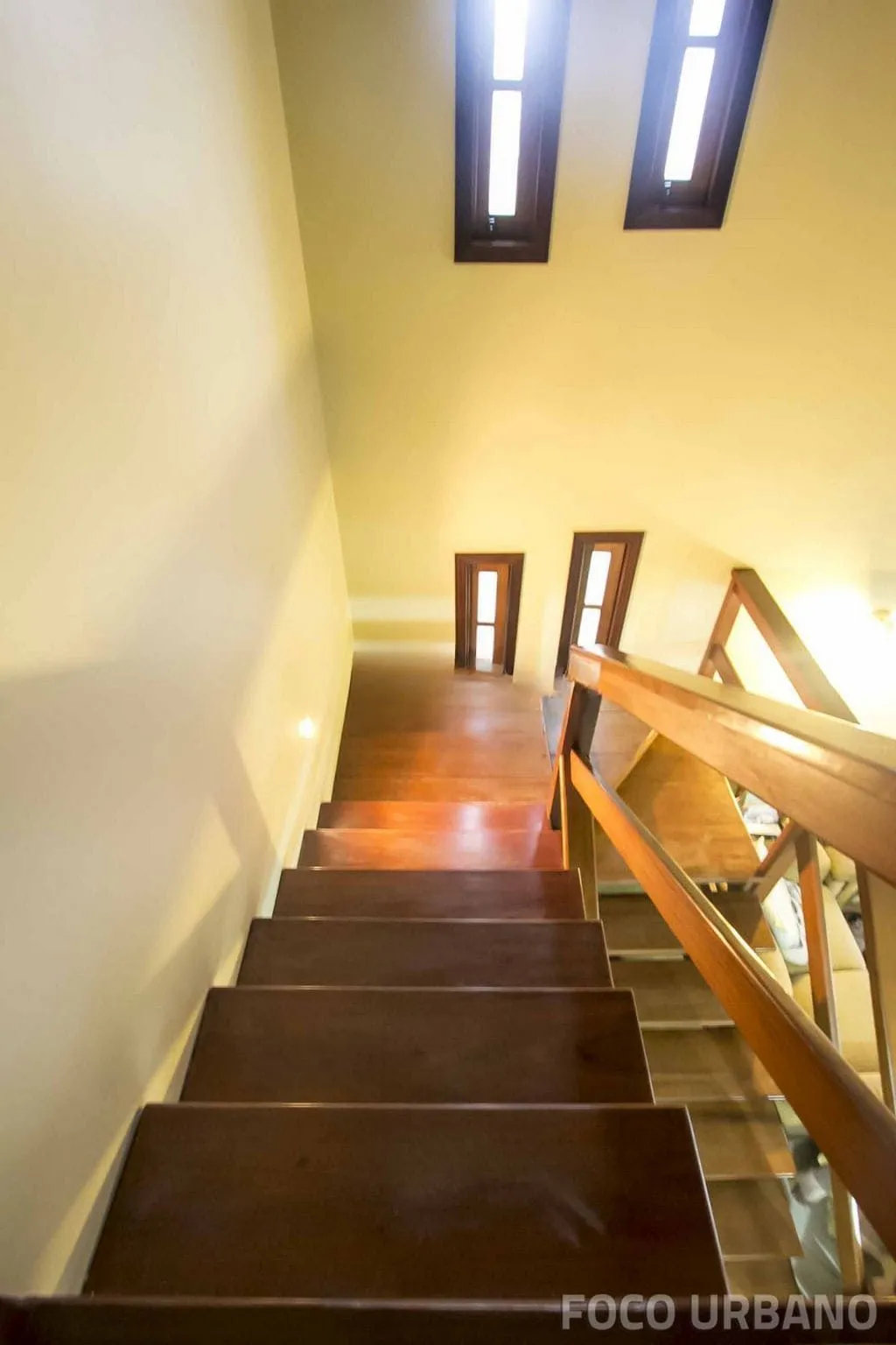 Imagem Casa 3 dormitórios à venda no Bairro Parque Santa Fé - Porto Alegre