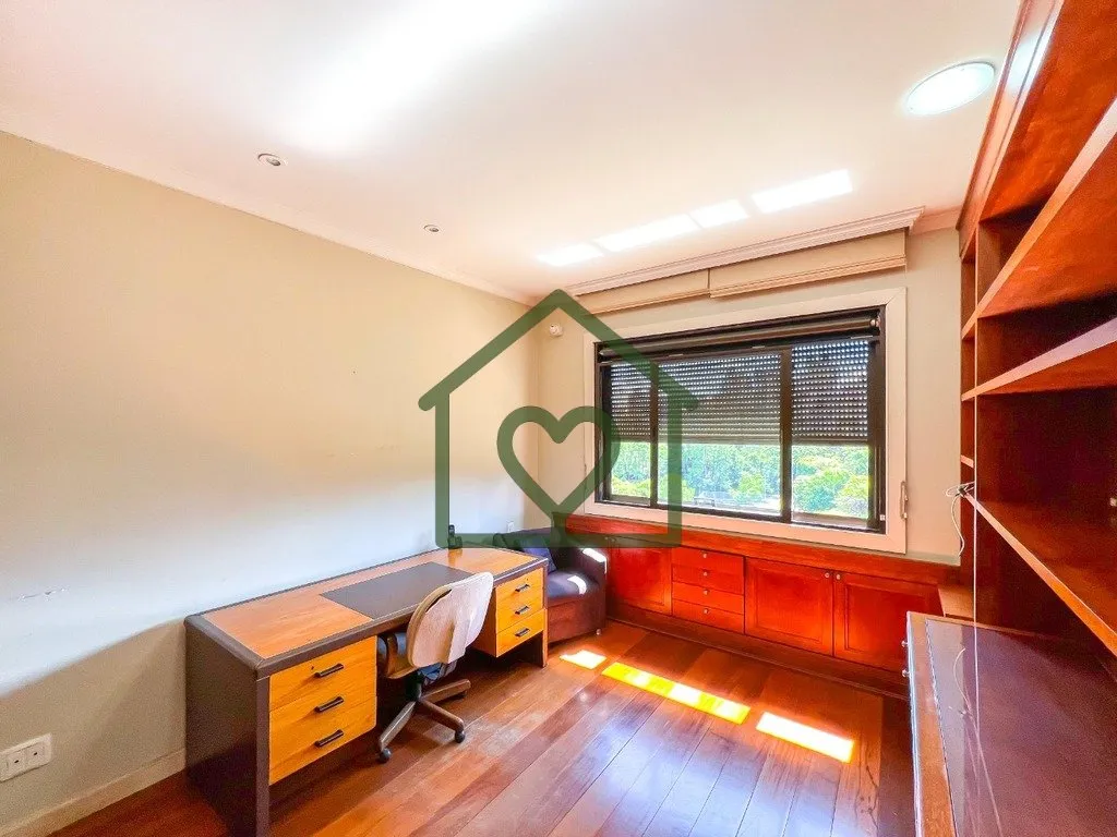 Imagem Excelente apartamento com 312 m2m². Vista panorâmica e definida para clube GNU. Preço e disponibi...