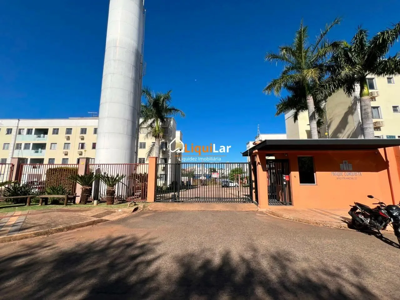 Foto do imóvel Apartamento para Locação no Parque Conquista São Francisco com 2 Quartos, Varanda Privativa e Área de Lazer
