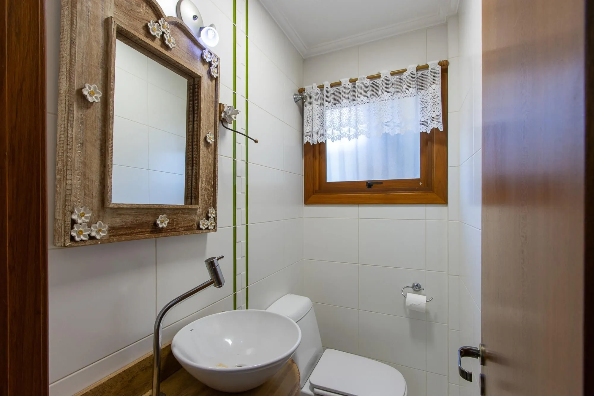 Imagem Prédio Misto Comercial/Residencial, à venda, com 802,57m² privativos, 6 vagas - Bairro Tristeza