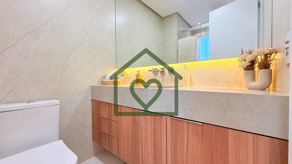 Imagem Lindo apartamento semimobiliado, todo reformado e decorado. O apartamento no GRAND PARK LINDOIA fica...