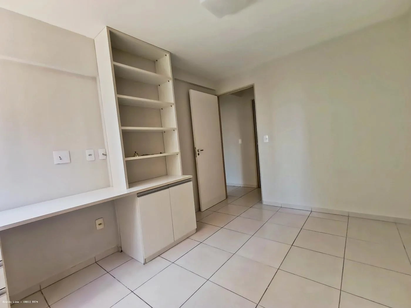 Imagem Apartamento para Venda em Maceió, Jatiúca, 3 dormitórios, 1 suíte, 3 banheiros, 2 vagas