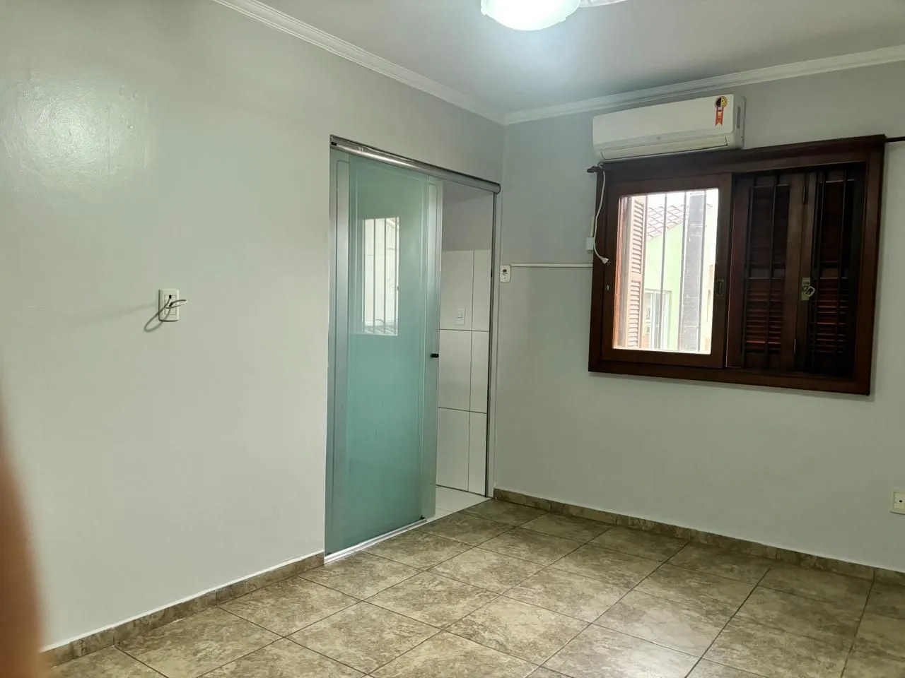 Imagem SOBRADO CONDOMINIO FECHADO - HARMONIA - CANOAS / RS