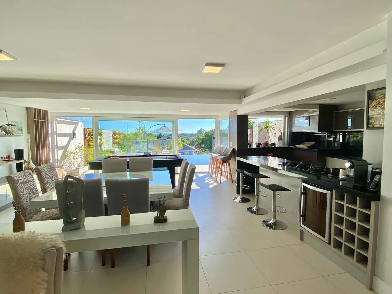 Imagem Casa em Ipanema com 4 Dormitórios sendo 3 Suíte