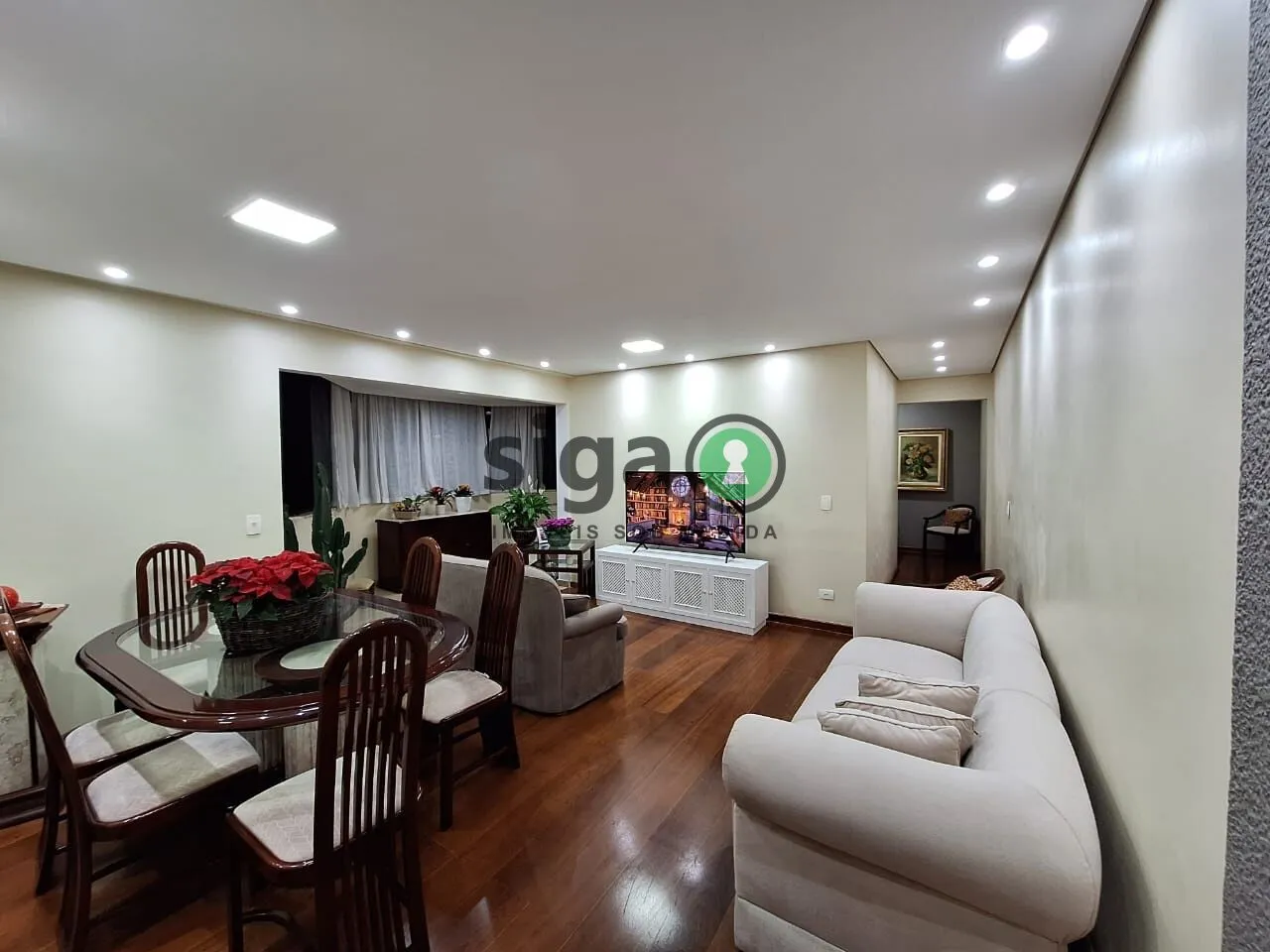 Imagem Vila Suzana co 4 dormitórios, 4 suites