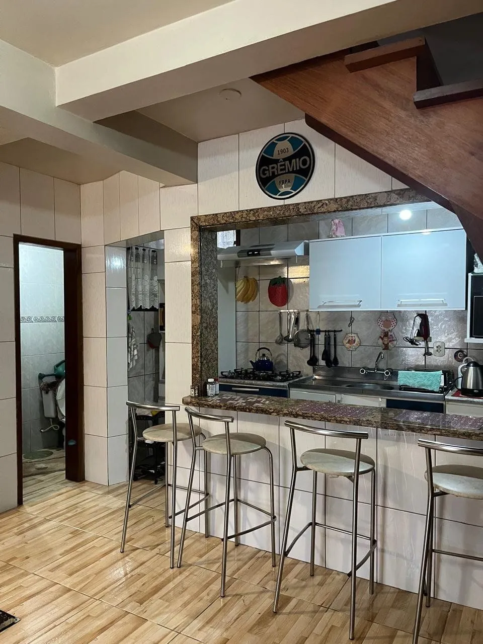 Imagem Casa sobrado mobiliado, 2 dormitórios, Bairro Imbuí