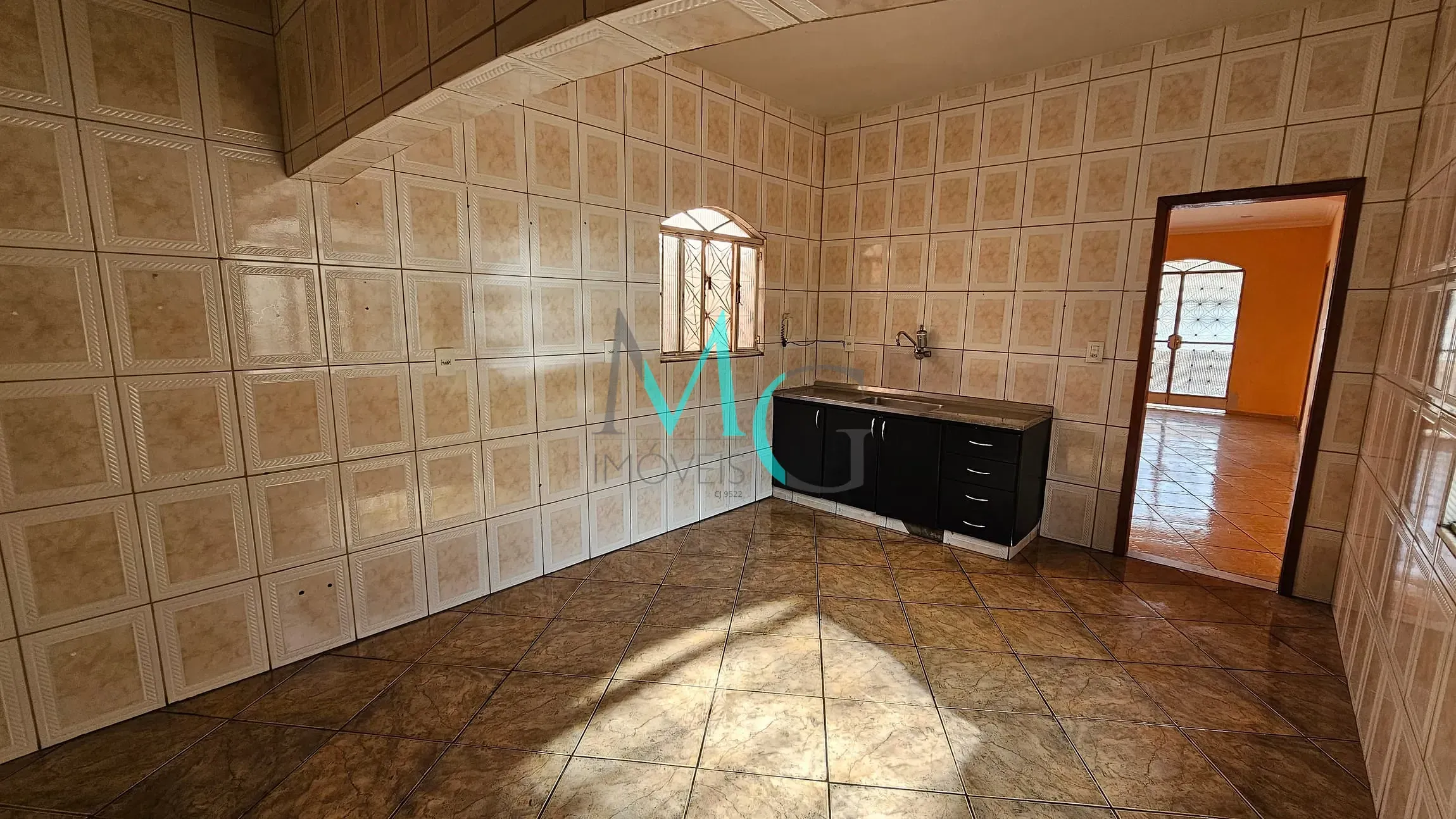 Imagem Sobrado para Locação 2 Quartos, por R$ 1500 + taxas, 80M², Campo Grande, Rio de Janeiro - RJ