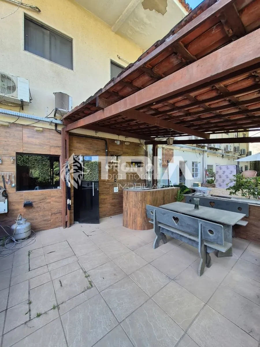 Imagem Casa de 4 quartos, 155m² no bairro Caxangá, em Recife