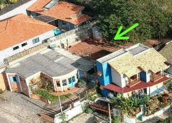 Imagem Casa com Grande Terreno e Potencial de Investimento