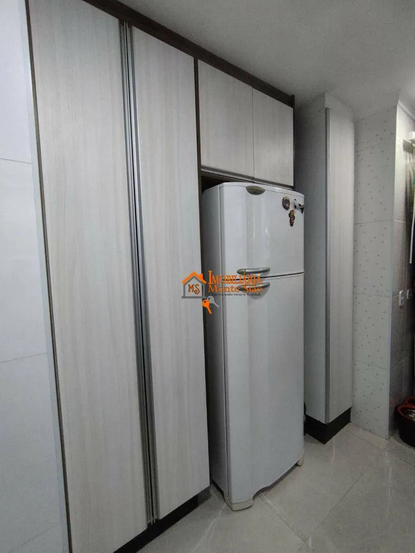 Imagem Apartamento com 3 dormitórios à venda, 70 m² por R$ 198.000,00 - Parque Maria Helena - Guarulhos/SP