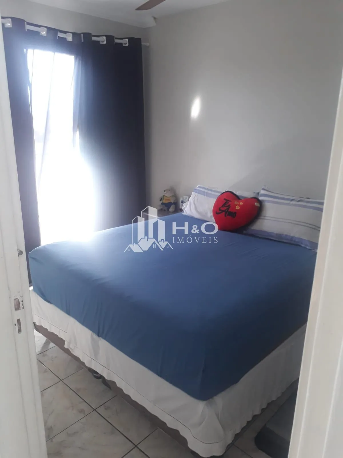 Imagem Apartamento no Jardim Nélia | 2 Dormitórios, Vaga e Sacada