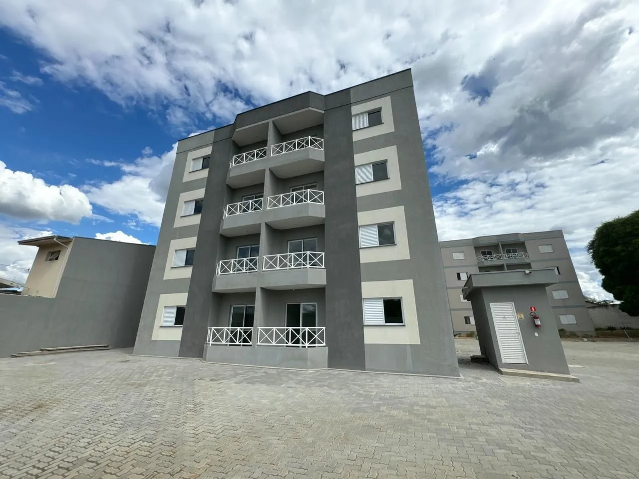 Imagem Apartamento novo com 2 dormitórios( 1 suíte) com 73 m2 no Crispim
