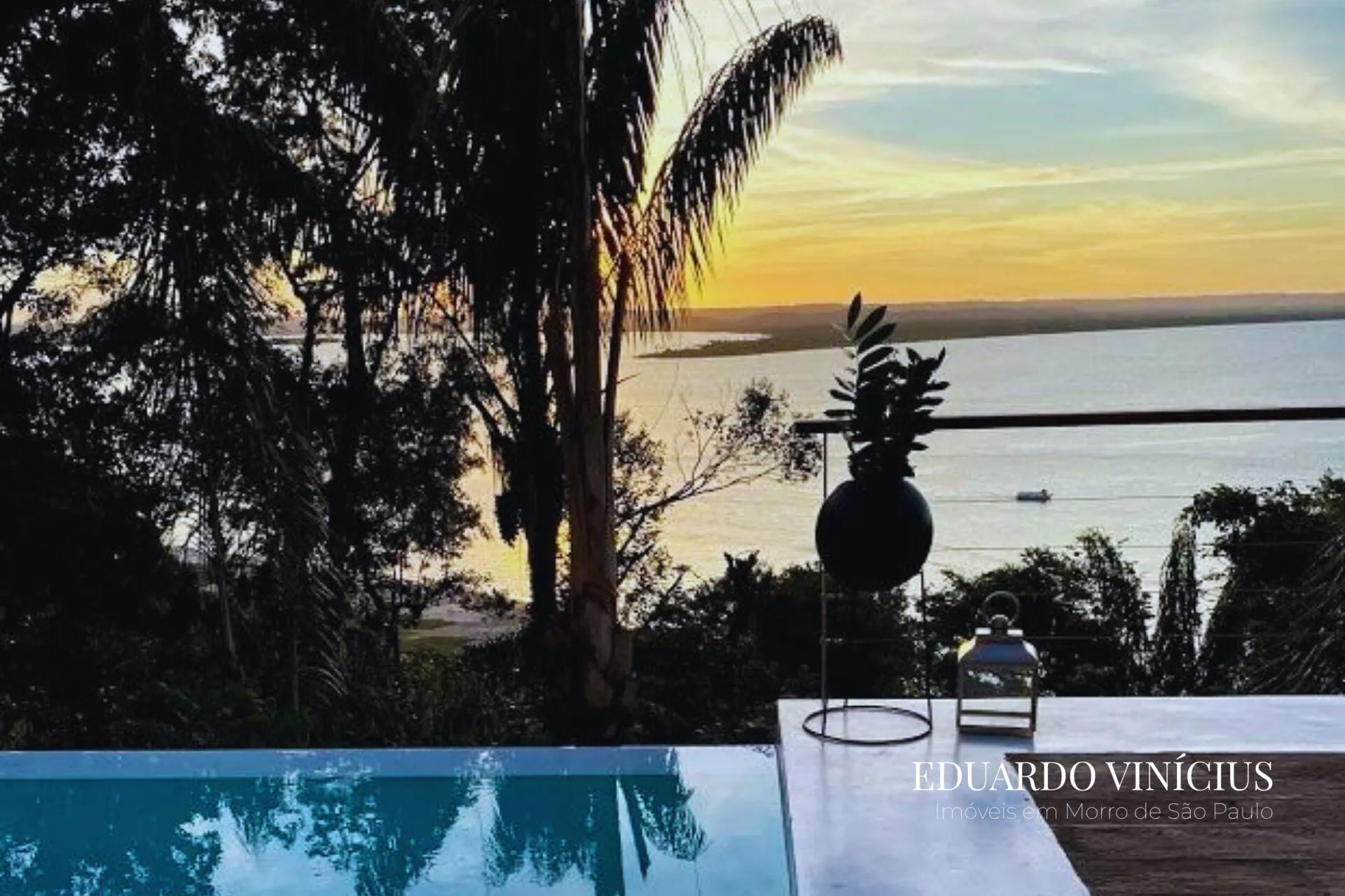 Imagem Casa de Alto Padrão 286m² com Piscina Privativa e Vista Mar na Gamboa