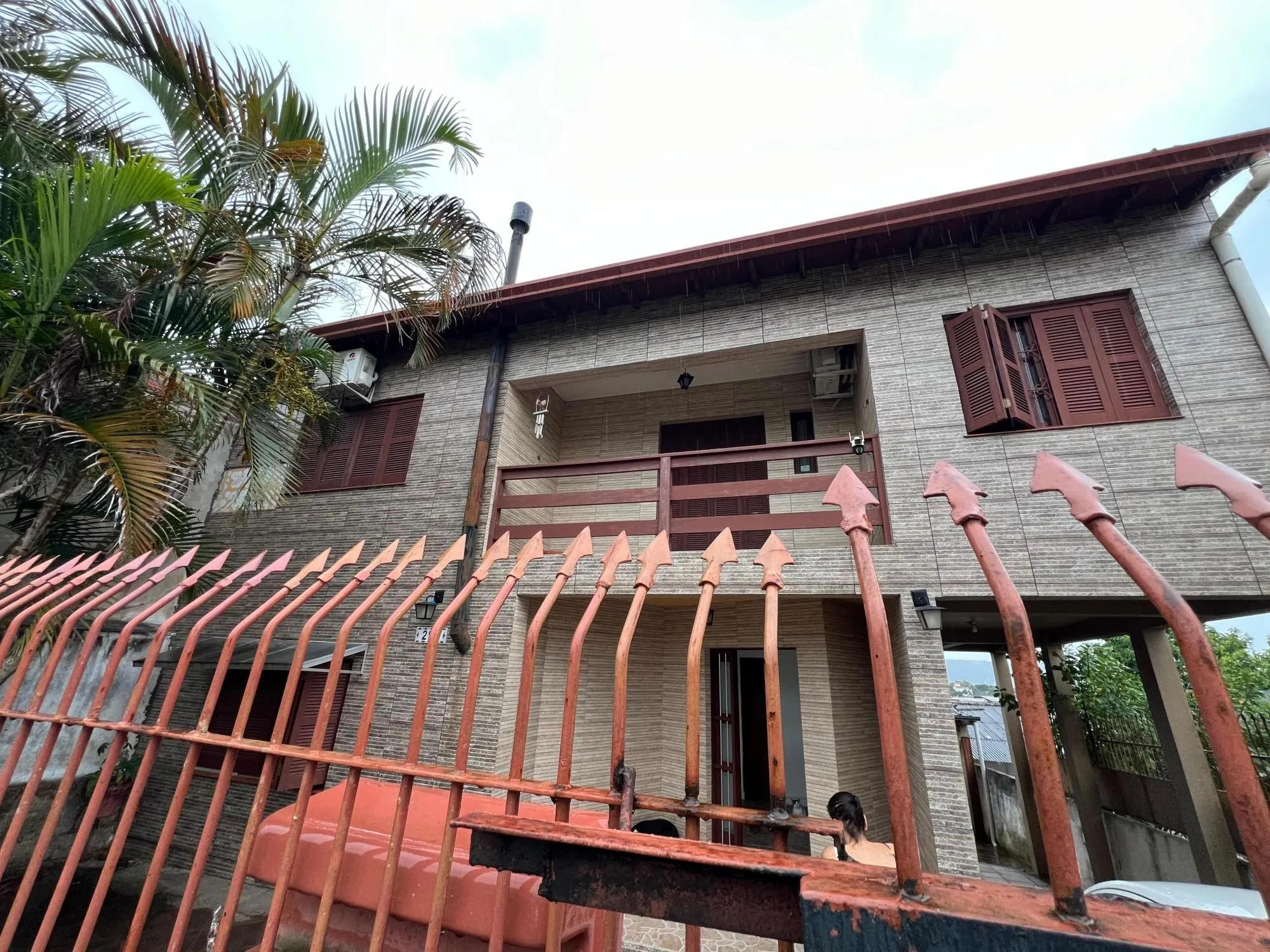 Imagem Casa Residencial Semimobiliada com 2 Suítes e Piscina em Viamão, RS