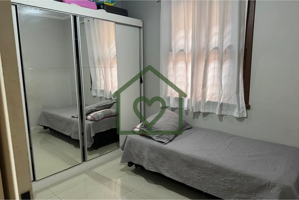 Imagem Apartamento térreo, com posição solar Oeste, proporcionando ótima iluminação natural e sol da ...