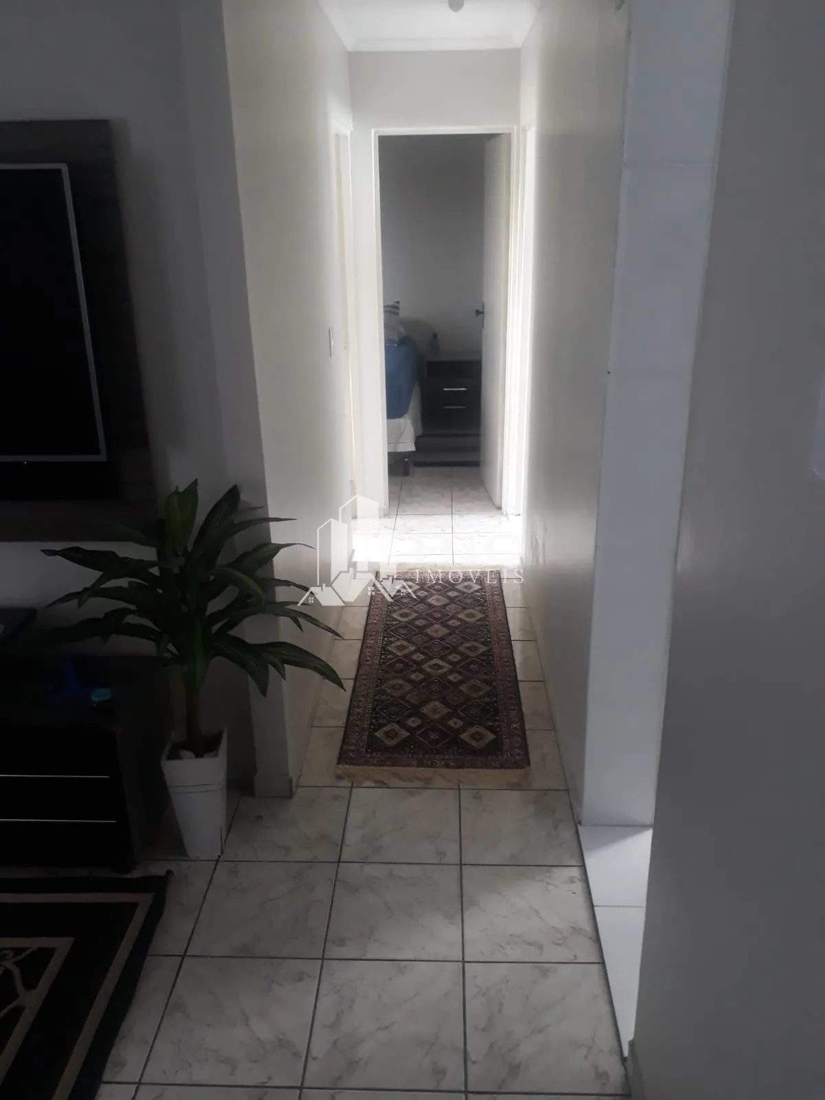 Imagem Apartamento no Jardim Nélia | 2 Dormitórios, Vaga e Sacada