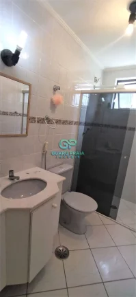 Imagem 3 dormitórios sendo 1 suíte, sala espaçosa para 2 ambientes, banheiro social, cozinha, área de serviço, 2 vagas de garagem