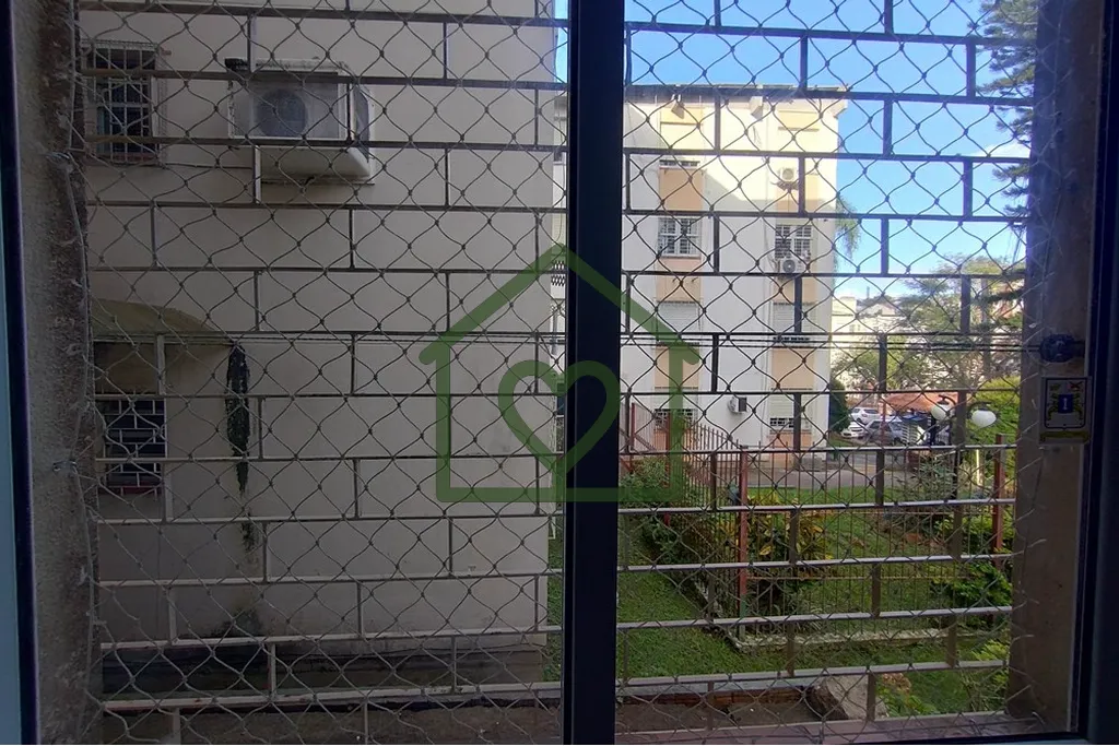 Imagem Apartamento 2 dormitórios, térreo, com 1 vaga rotativa, no Bairro Santo Antônio. Condomínio com:...