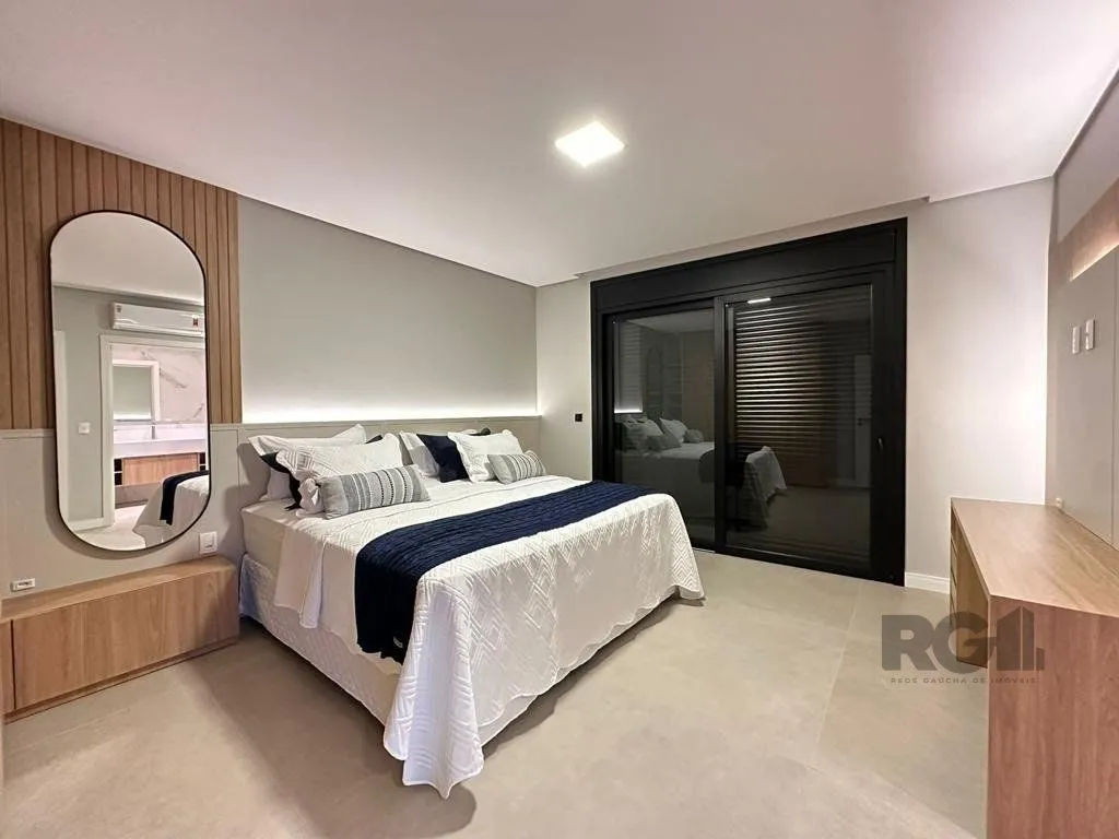 Imagem Casa de Condomínio em Atlântida Sul