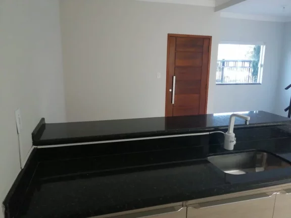 Imagem Sobrado com 3 dormitórios à venda, 80 m² por R$ 380.000,00 - Vila Santos - Caçapava/SP