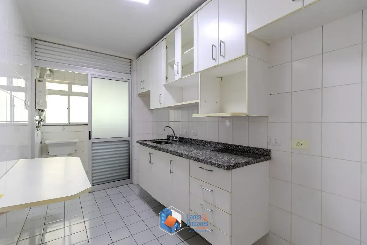 Imagem Apartamento para venda em Chácara Inglesa com 3 quartos, sendo 1 suíte, 75m²