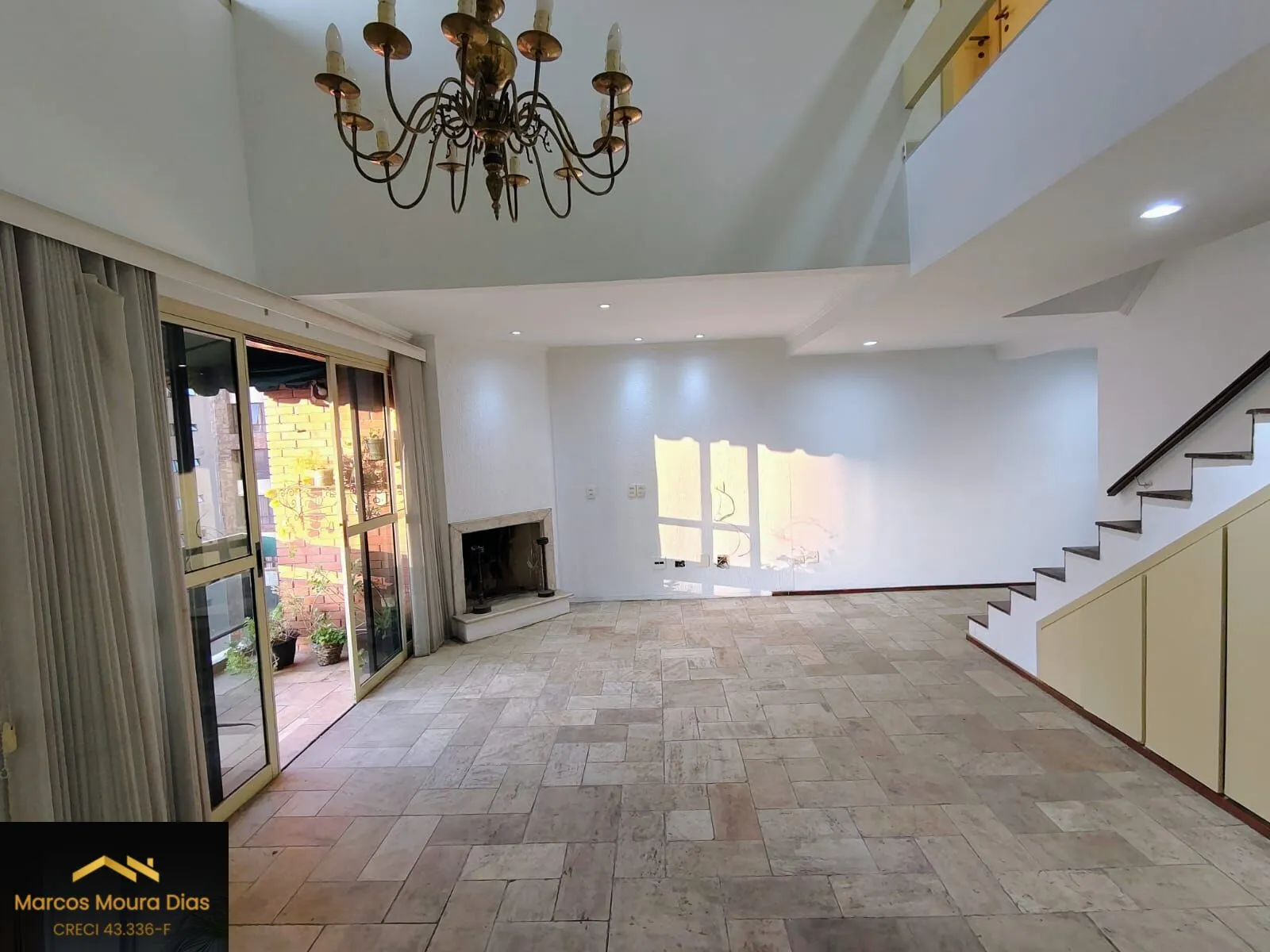 Foto do imóvel Apartamento Duplex com 2 Suítes e 2 Vagas de Garagem. Edifício com Lazer Completo em Pinheiros perto do metrô