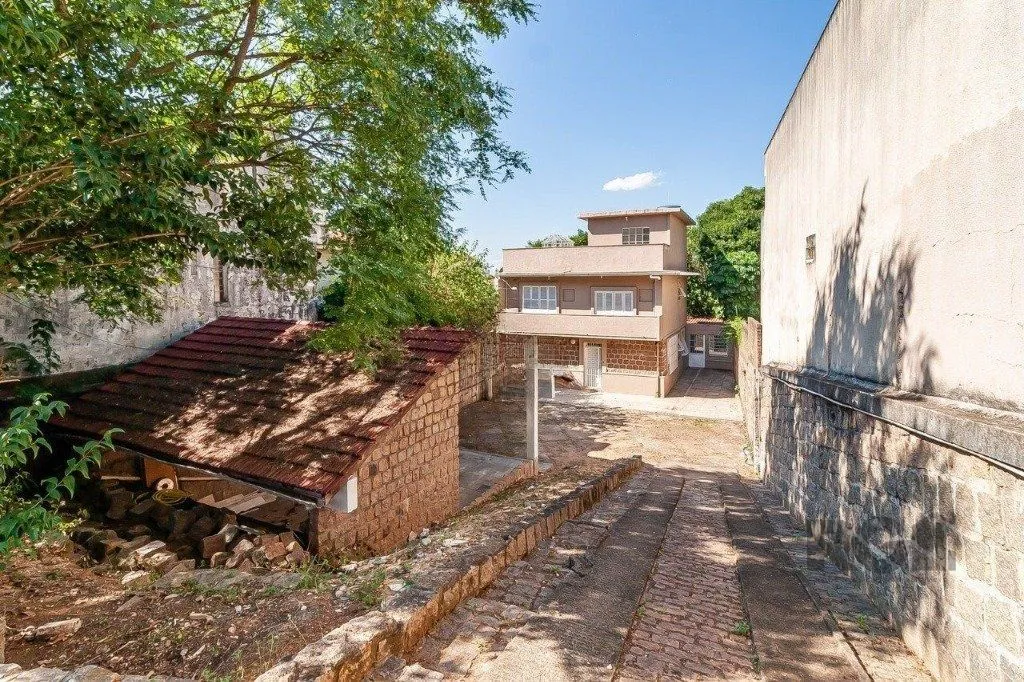Imagem Terreno a venda no bairro três figueiras