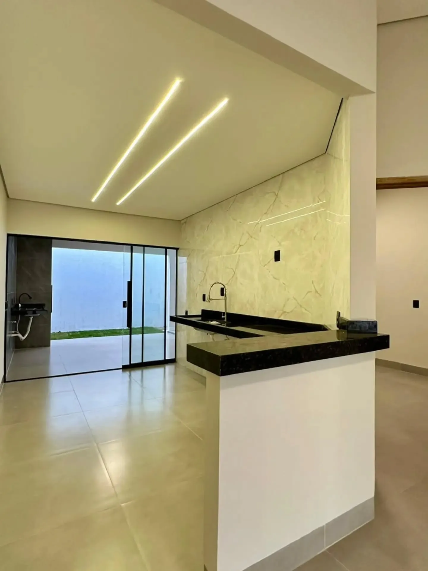 Imagem Casa 3/4 Co, Suite E Area Gouermet No Tropical Ville