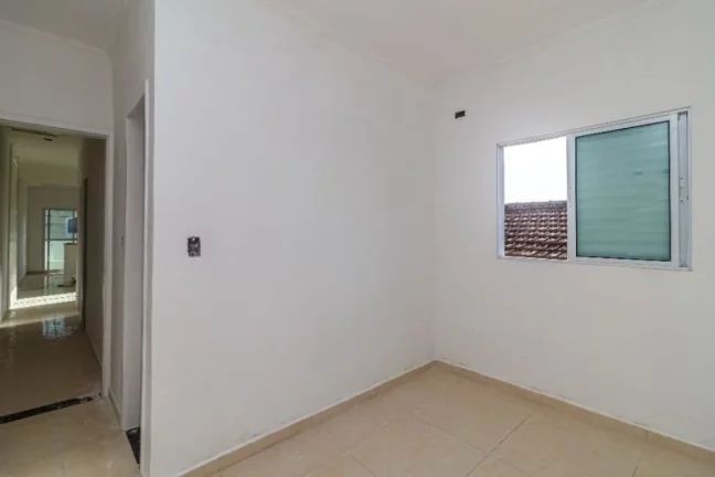 Imagem CASA DE CONDOMINIO NA GUILHERMINA 2 DORMITÓRIOS 1 SUÍTE!!!