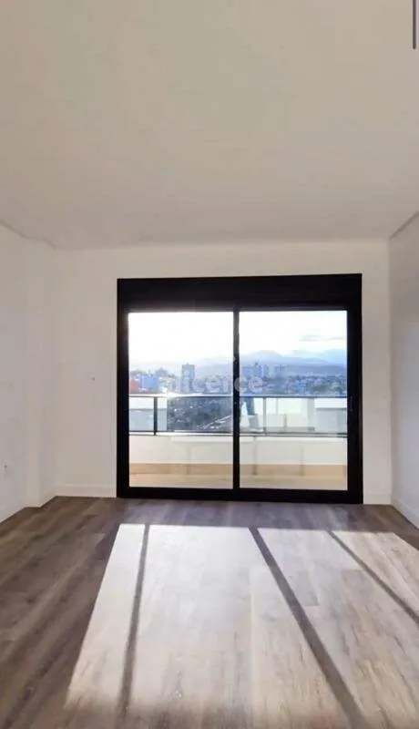 Imagem Cobertura à Venda - 4 Dormitórios I 1 Suíte Master I Terraço com Piscina I 2 Vagas de Garagem - Bairro Nossa Senhora do Rosário, São José/SC