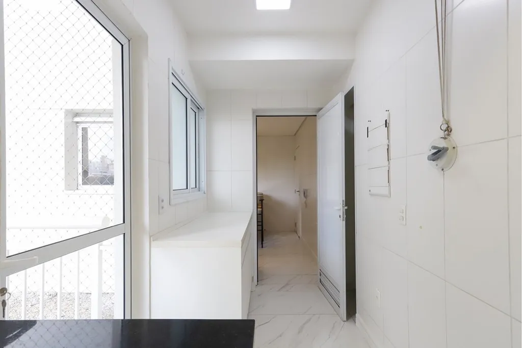 Imagem Apartamento à venda em São Paulo, Água Branca, com 3 quartos, 185m2