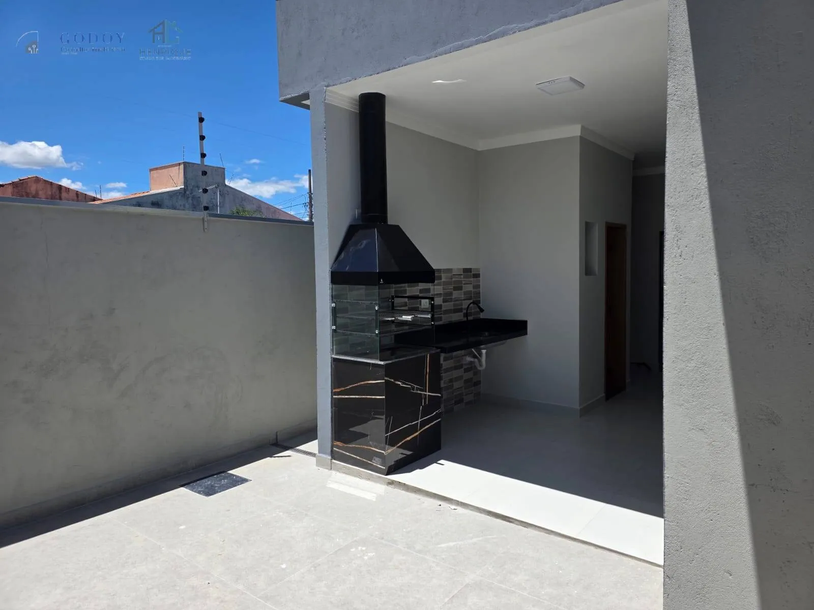 Imagem Casa moderna e bem distribuída, ideal p quem busca conforto e funcionalidad