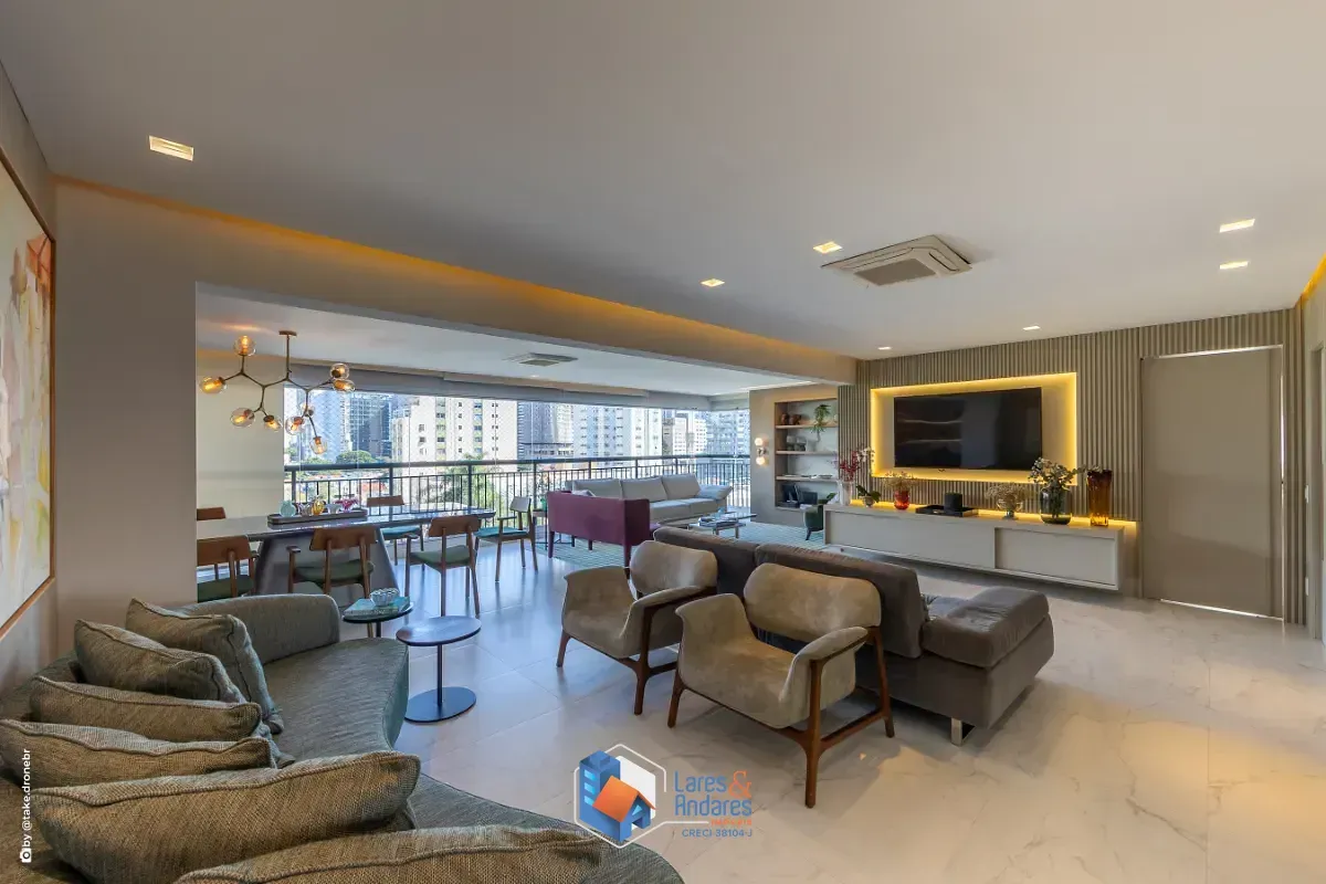 Foto do imóvel Apartamento para venda em Brooklin com 3 quartos, sendo 3 suítes, 213m² em Avenida Morumbi