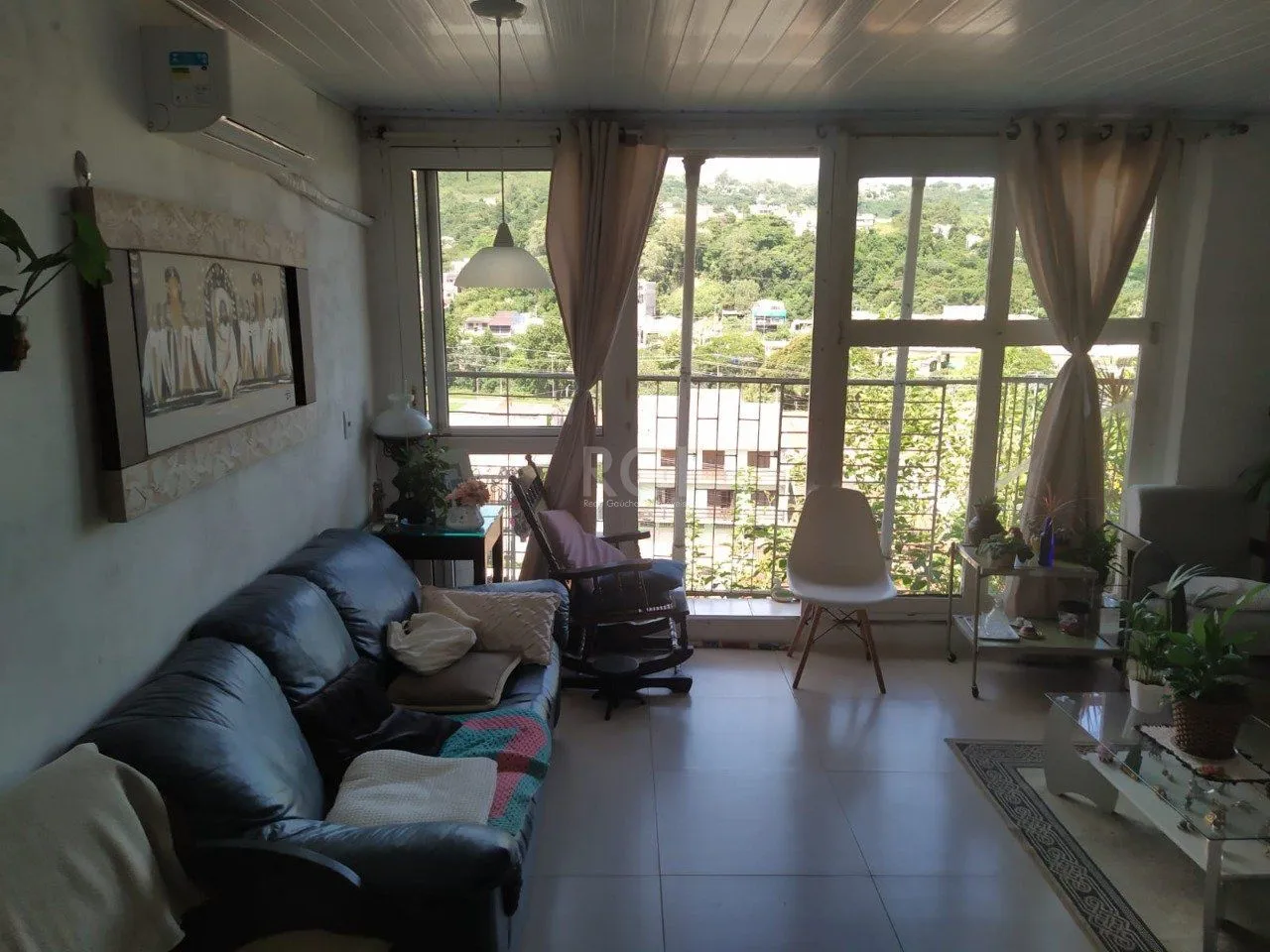 Imagem Casa com 5 dormitórios no bairro Jardim Carvalho