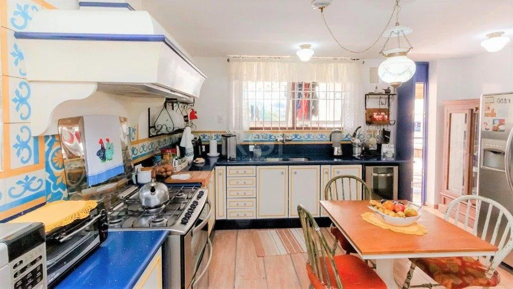 Imagem Casa De 602m², Bairro Bela Vista