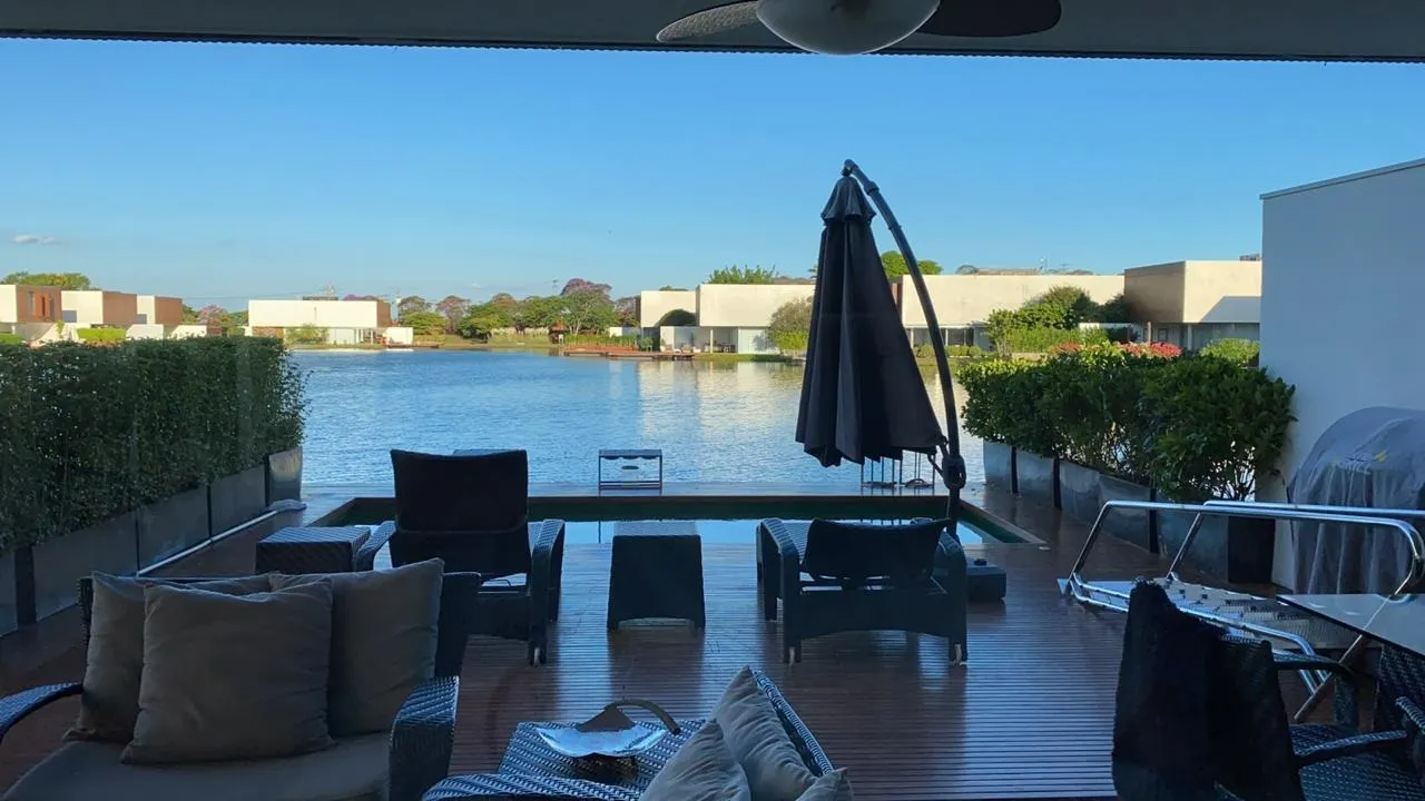 Imagem Casa Mobiliada de 400m² na Villa Fasano dos Lagos