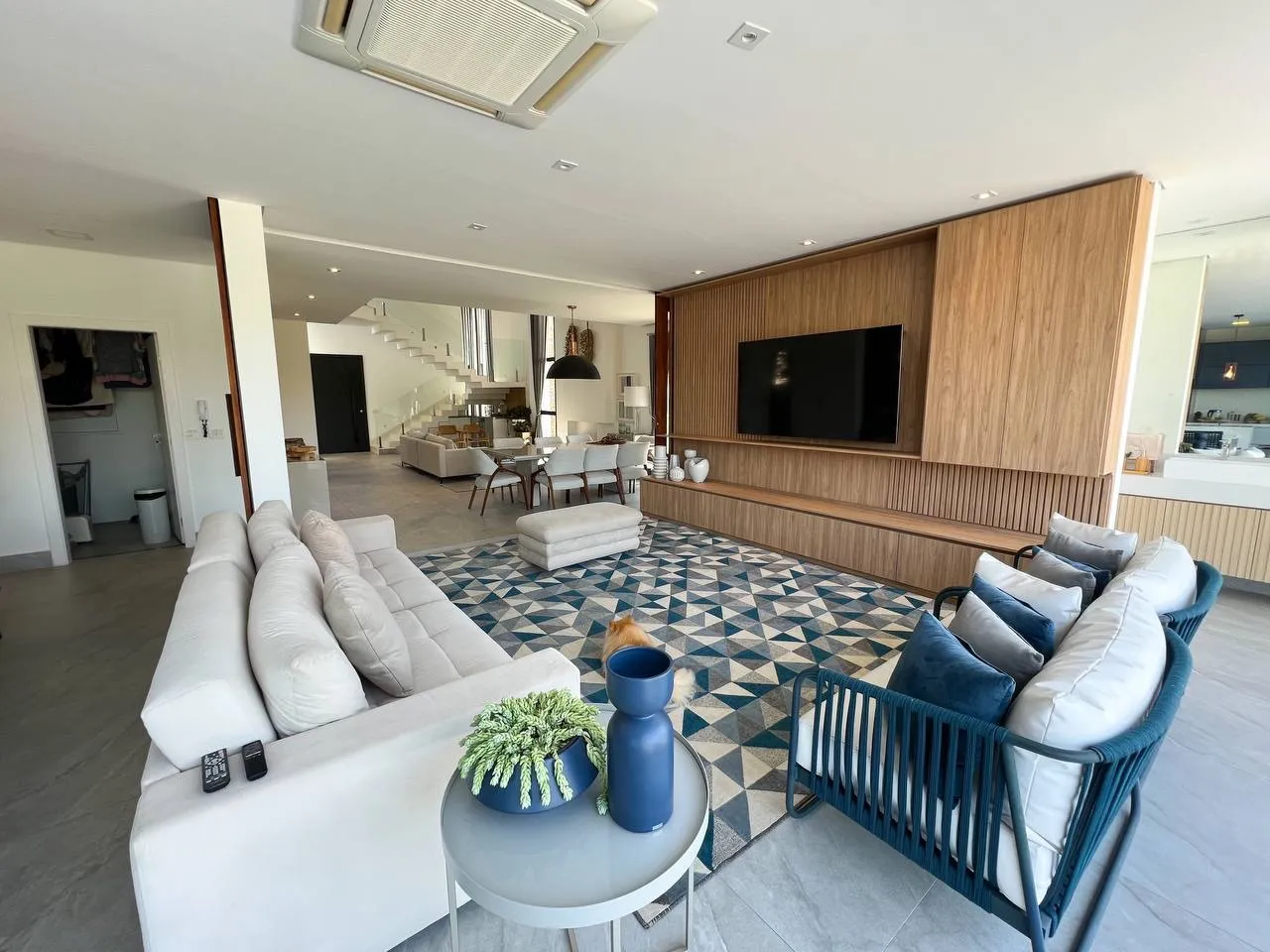 Imagem Venha se apaixonar por essa casa dos sonhos!