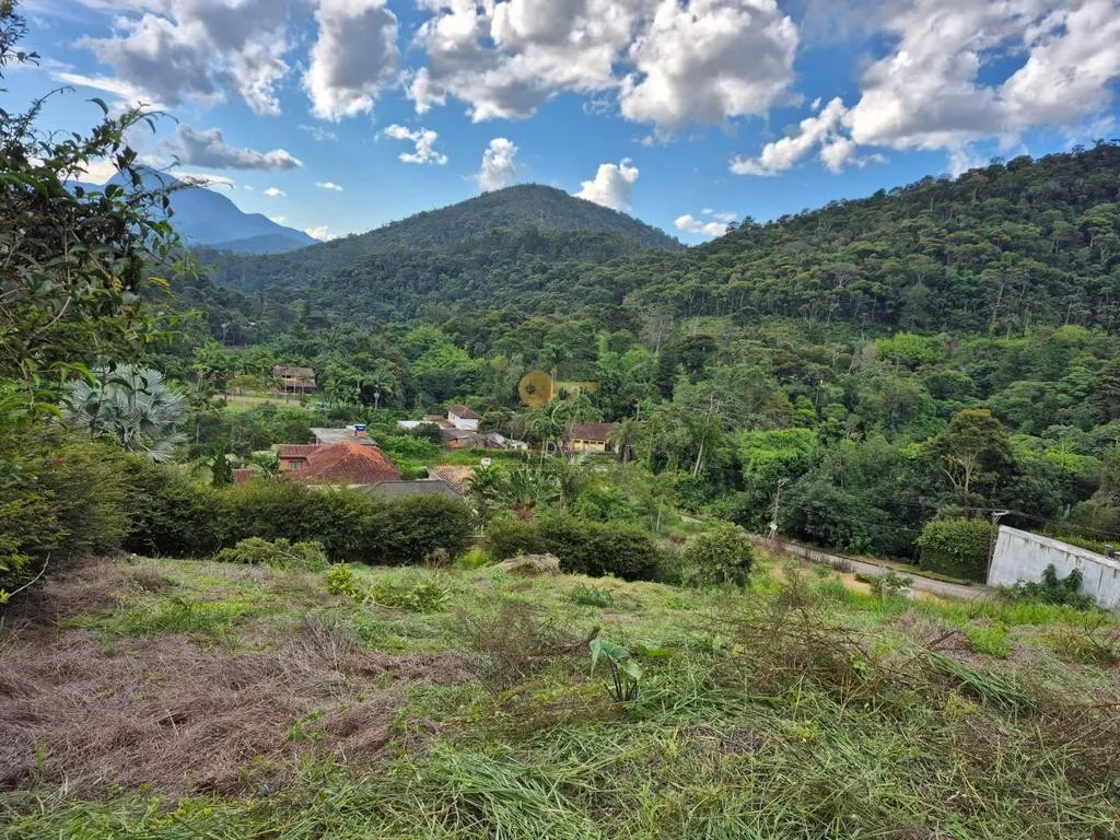Imagem Terreno em Condomínio para Venda em Teresópolis / RJ no bairro Albuquerque